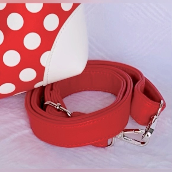 SALE - Loungefly Disney Minnie Mouse Christmas Holiday Stocking Crossbody Bag - Picture 4 of 14